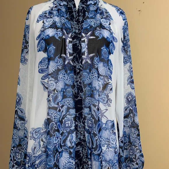 WHBM 100% poly sheer blue Seashell design Sheer button up blouse NWT siz… - Picture 1 of 11